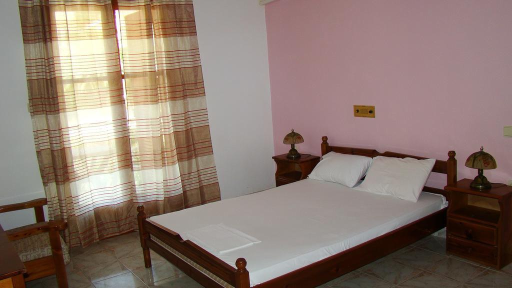 Kristi Appartement Poros  Kamer foto